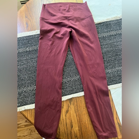 Lululemon Aligns Size 8 - Picture 2 of 3
